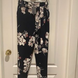 NWT. Dress pants